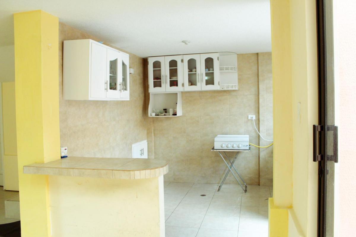 Vendo Casa en Conocoto, Excelente Oportunidad! — imagen 4
