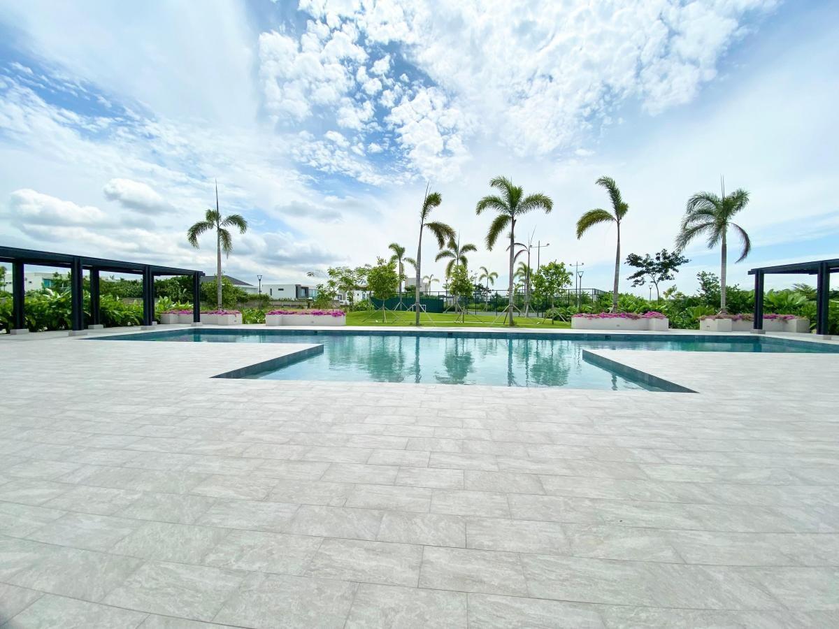 Terreno en Venta en La Urbanizacion Cantabria Isla Mocoli - Samborondon, Guayas — imagen 5