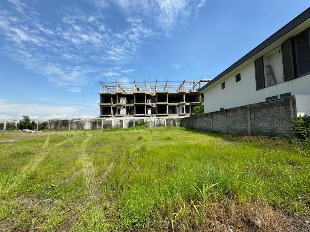 Terreno en Venta en La Urbanizacion Cantabria Isla Mocoli - Samborondon, Guayas — imagen 3