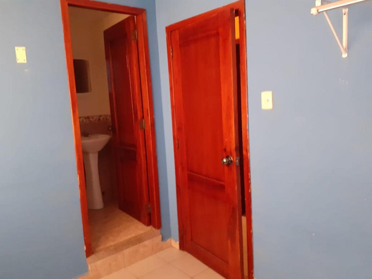 Casa Rentera de Venta en Manta Zona Sur, Manabí — imagen 3