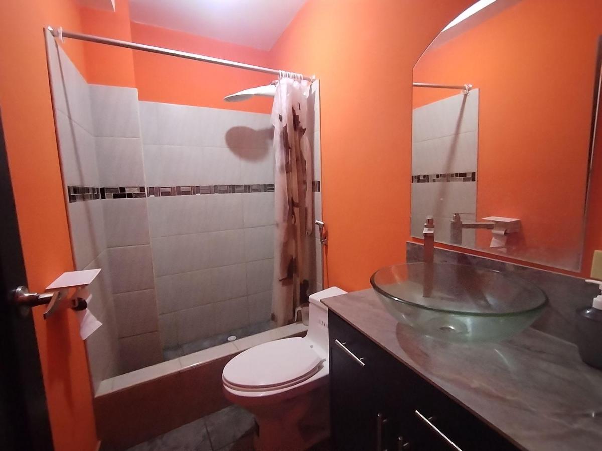 Casa Comercial Frente Al Mar de Venta en Crucita A/r, Manabí — imagen 3
