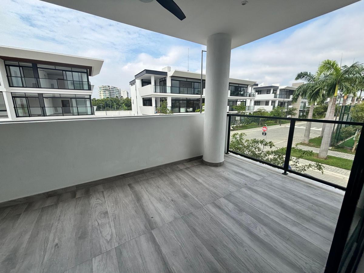 Departamento por Estrenar Icon Bay - Isla Mocolí, Guayas — imagen 4
