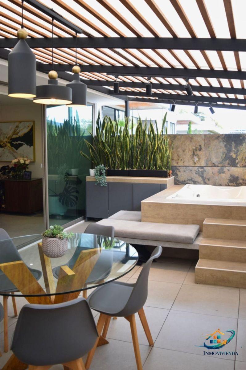 Venta Dúplex de Ensueño en Lumbisí, Cumbayá, 3 Dorm. — imagen 4