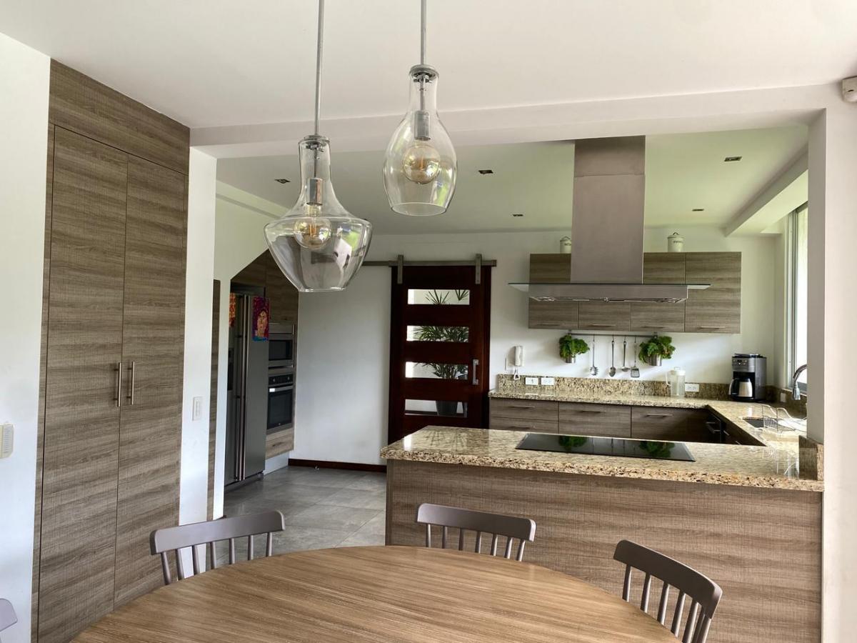Venta Casa en Lumbisi en Conjunto Privado — imagen 5