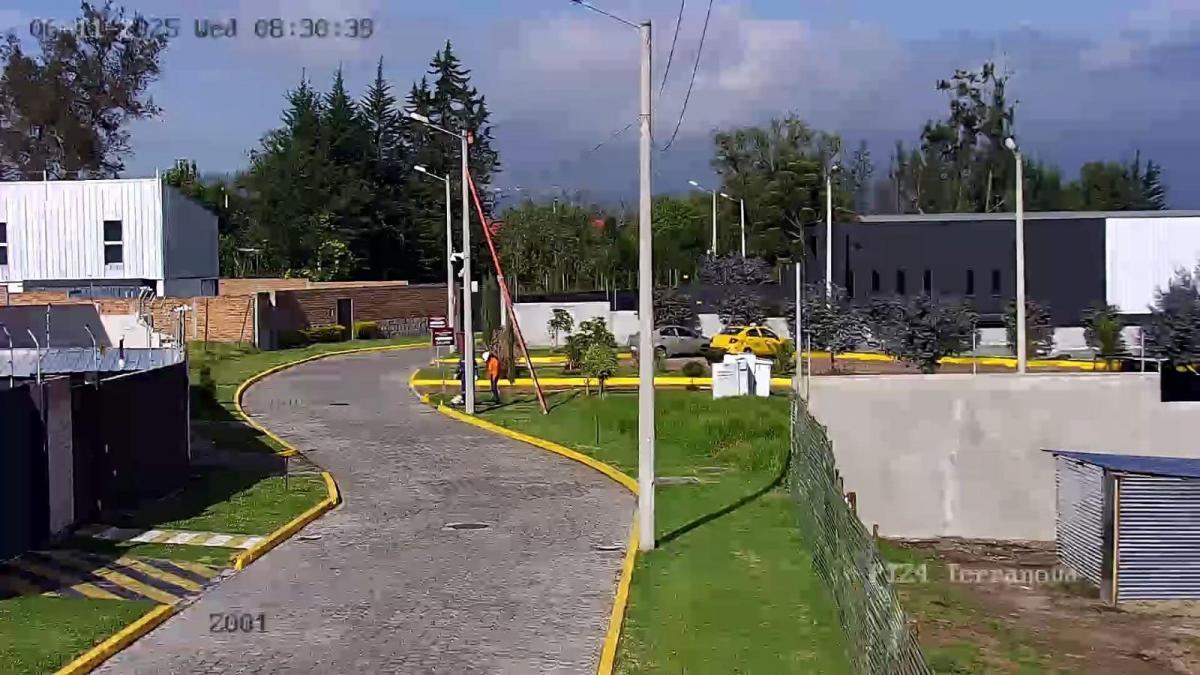 Venta Terreno Esquinero Industrial o de Vivienda Puembo 2.023 m² — imagen 3