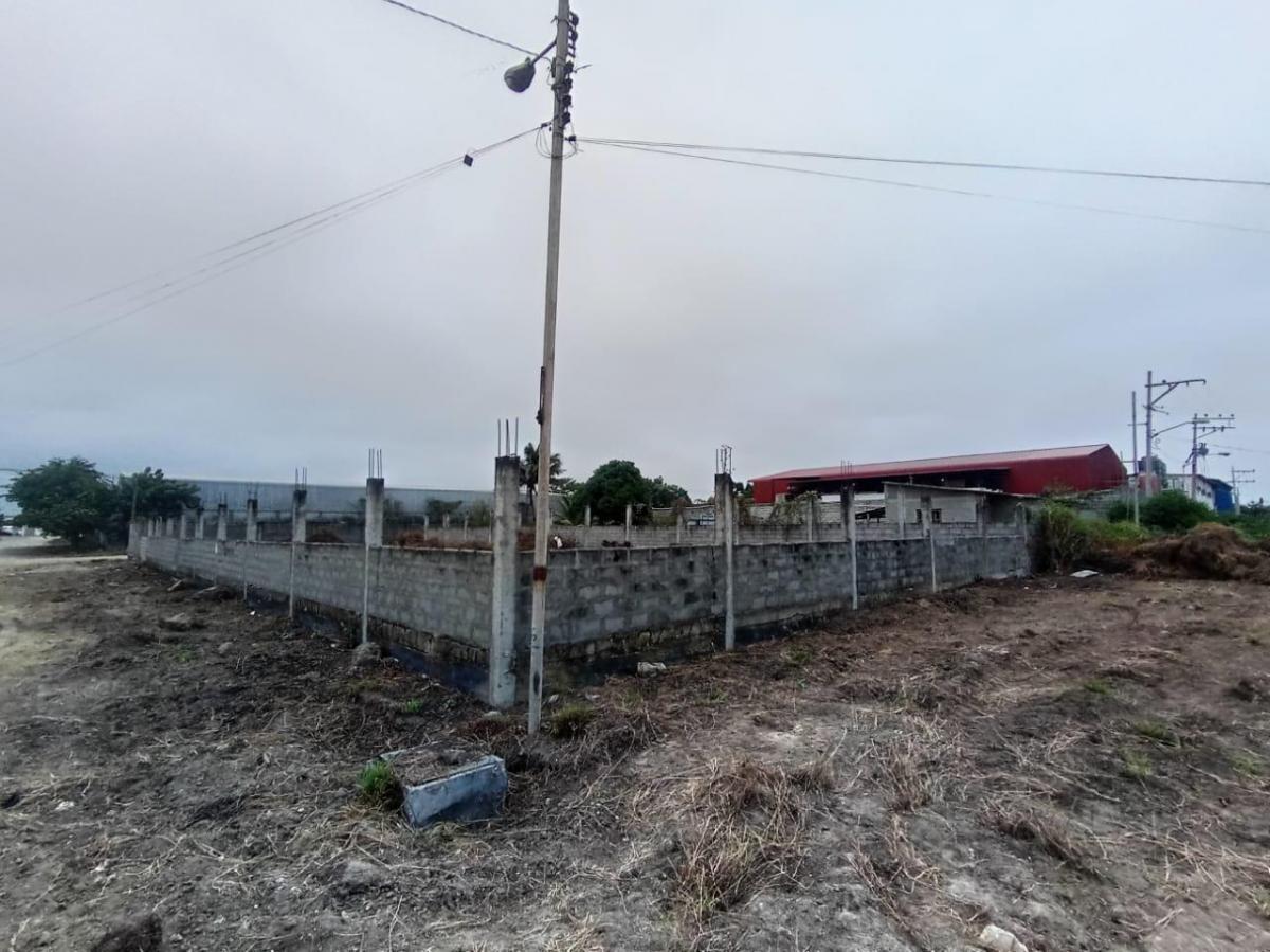 Venta de Terreno Comercial Industrial en La Libertad — imagen 3