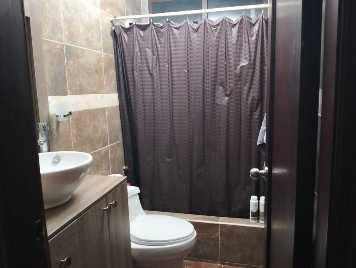 Venta Departamento Barrio Centenario, Guayas — imagen 3