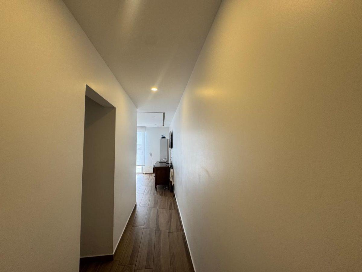 Venta de Casa en Cumbaya - 650 m² — imagen 4