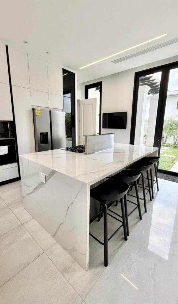 Aires del Batan - Exclusiva Casa Esquinera con Piscina de Lujo en Venta, Guayas — imagen 5