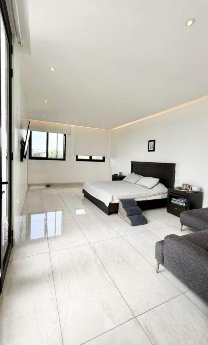 Aires del Batan - Exclusiva Casa Esquinera con Piscina de Lujo en Venta, Guayas — imagen 3