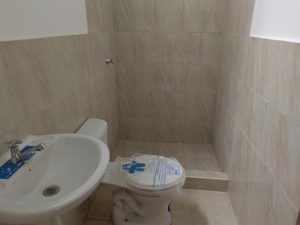 Casa de Venta en La Urbanización Ciudad Santiago, 3 Dorm., de Estreno, Guayas — imagen 5