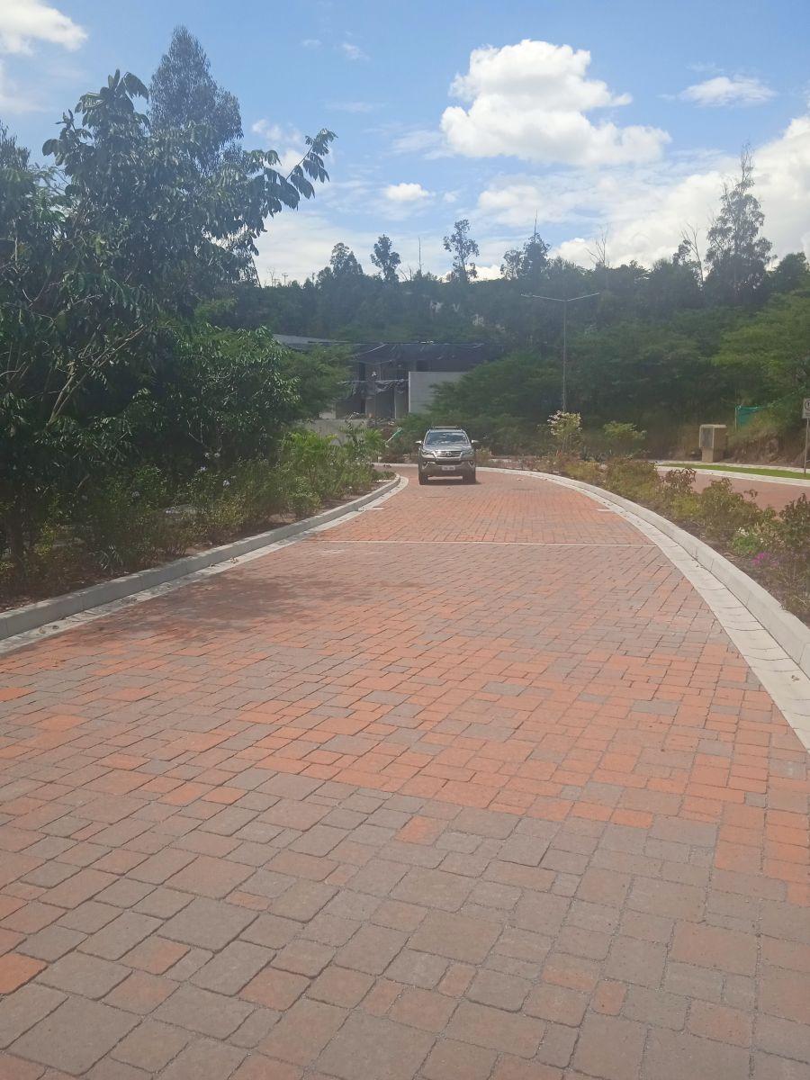 Hermoso Terreno en Urbanización de Lujo — imagen 4