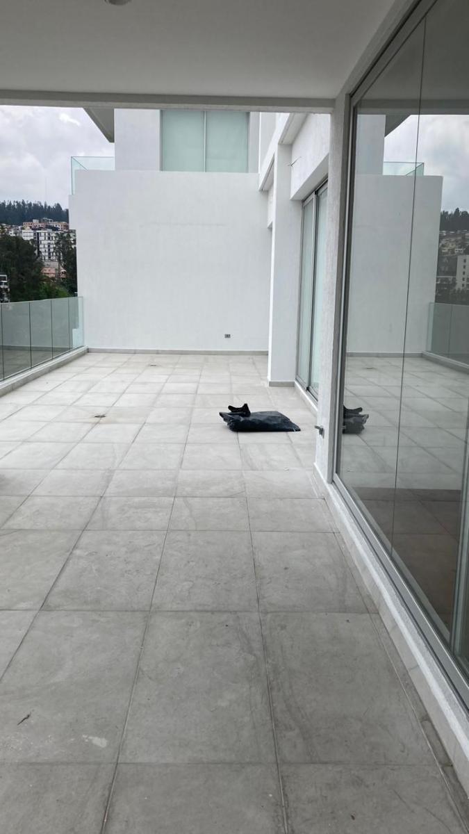 Departamento Duplex de 497 m² de Venta en La González Suárez — imagen 4