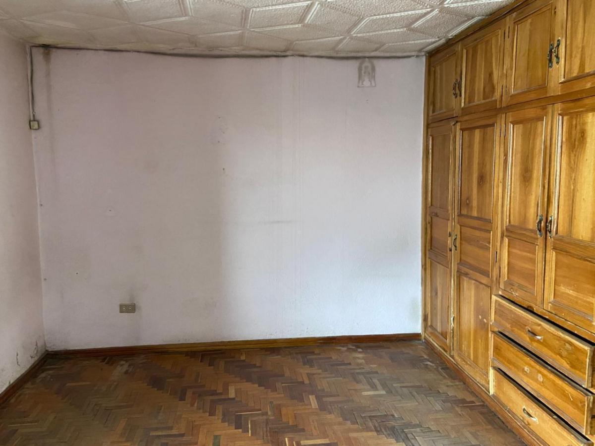 Casa Rentera, Sector Mercado 3 de Noviembre, Azuay — imagen 5
