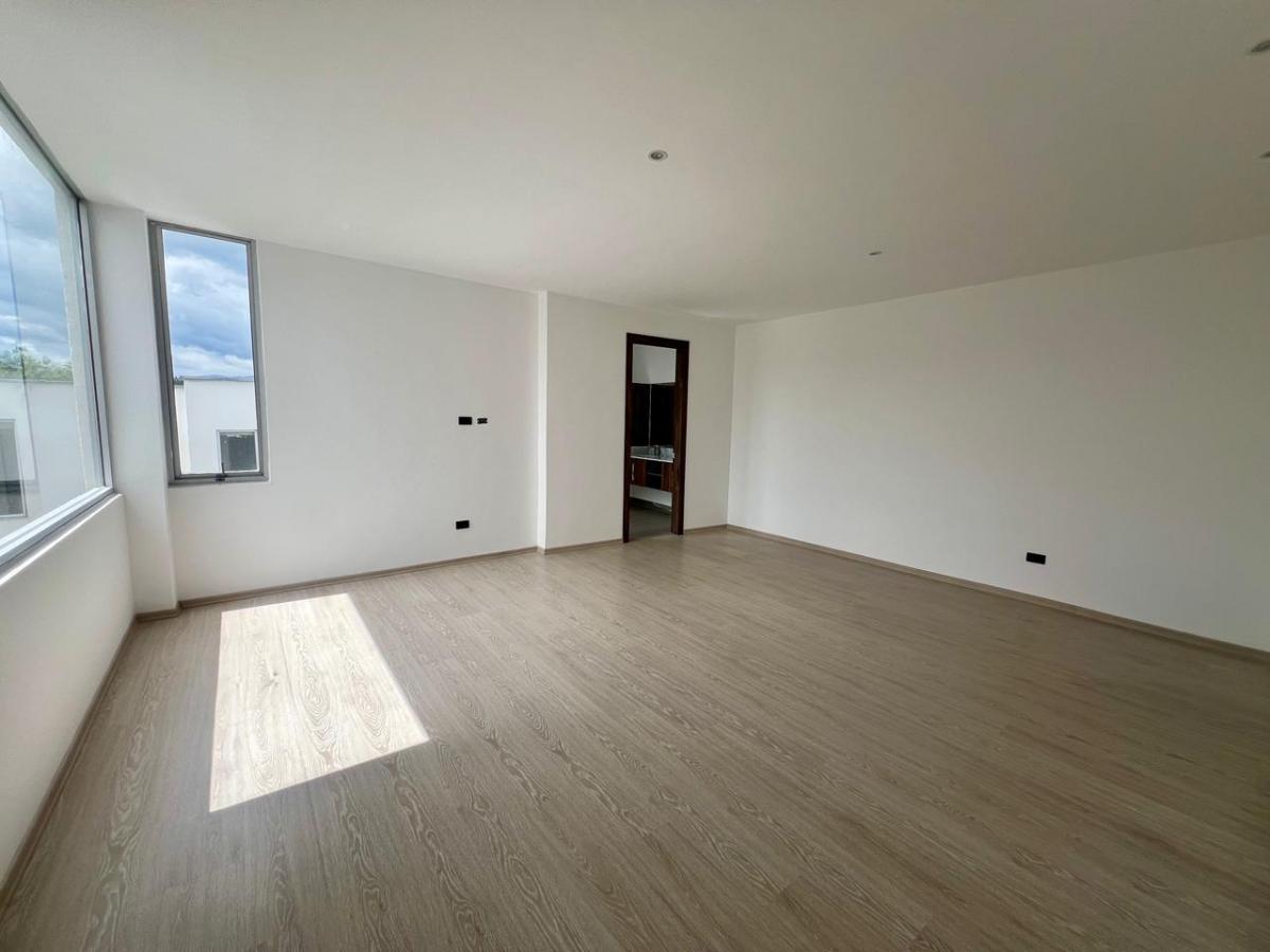 Mv - Sector Pacho Salas - Tumbaco, en Venta Casa 3d 249,82 m² en Conjunto Privado — imagen 3