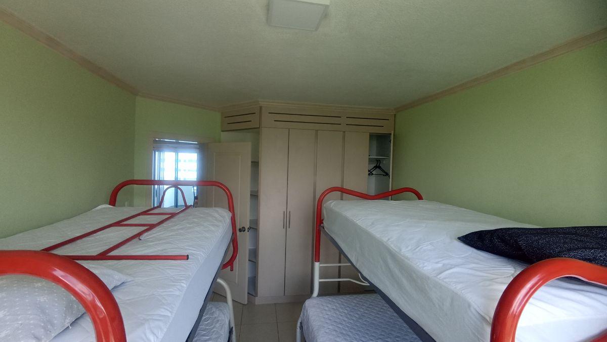 Venta Departamento Amoblado en Tonsupa - Esmeraldas — imagen 4
