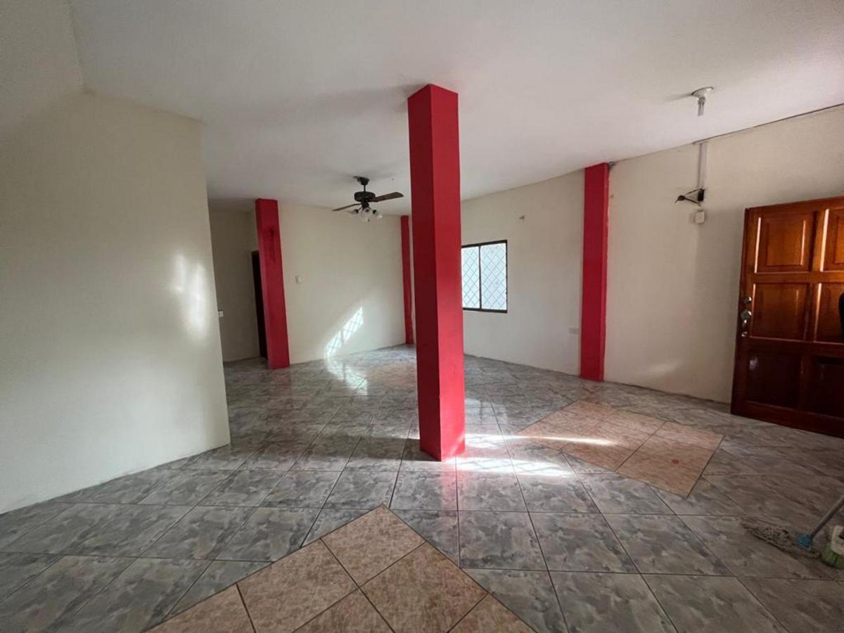 Casa de Venta en Manta Zona Norte 4 Noviembre, Manabí — imagen 4