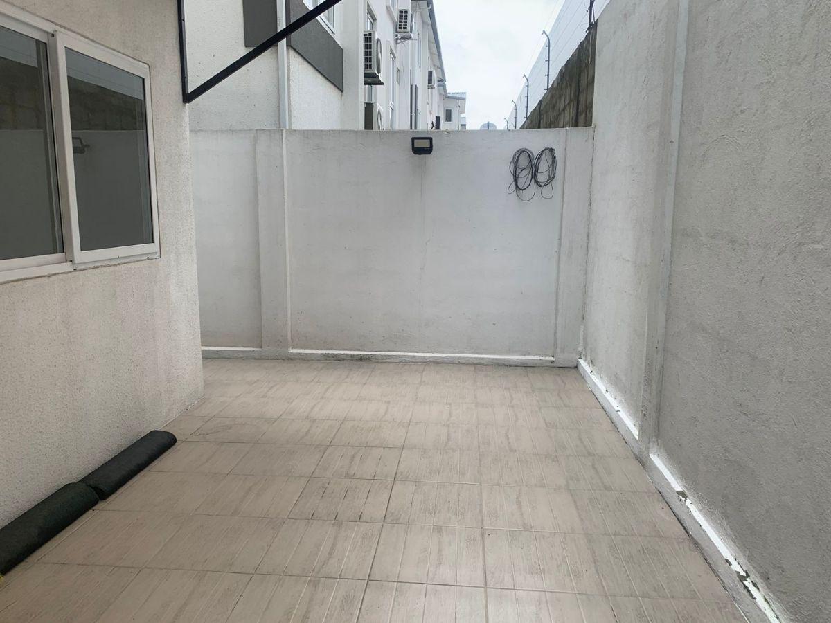 Vendo Lindo Departamento en Planta Baja, Brisas de La Perla 1, Autopista Narcisa de Jesús, Guayas — imagen 3