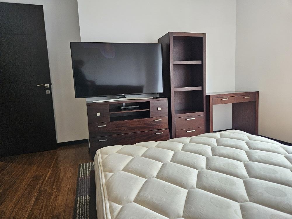 Venta Hermosos y Amplio Departamento Sector Quiteño Libre — imagen 4