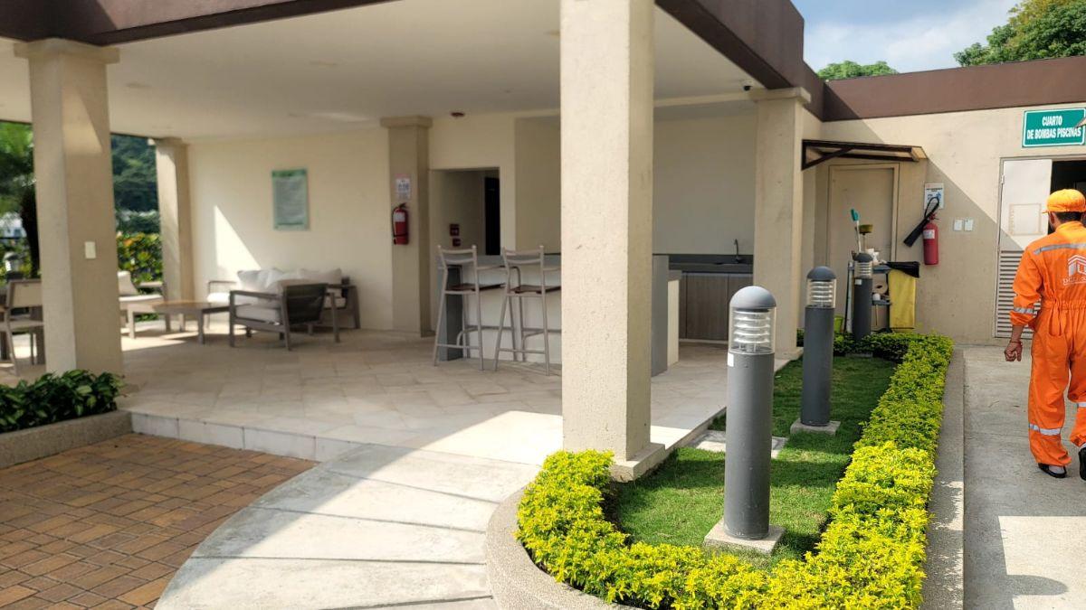 Exclusivo Departamento con Vista Panorámica – Bosques de La Costa, Vía a La Costa - Mae. Recalde, Guayas — imagen 3