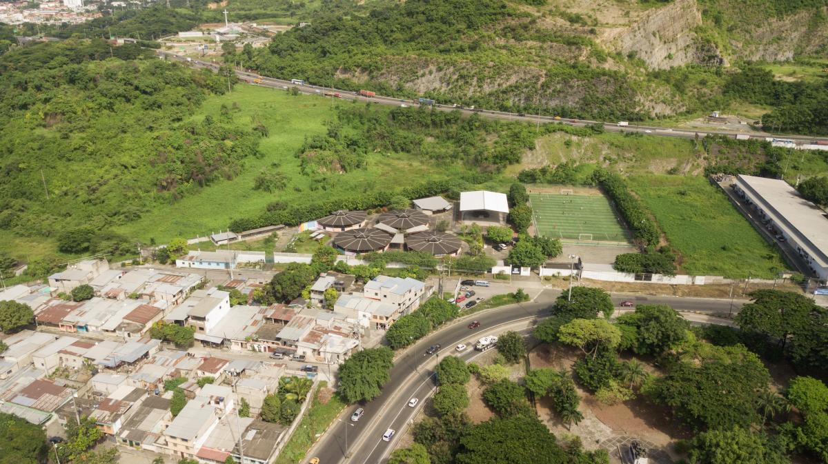 Inversiones en Via a La Costa Terreno en Venta 6137,46 m², Guayas — imagen 4