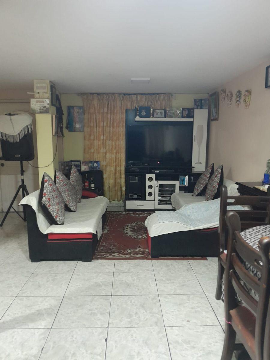 Vendo Urgente, Casa 2 Plantas en Conjunto de 10 Casas, en Calderon Calle La Union y Geovanny Calles — imagen 3