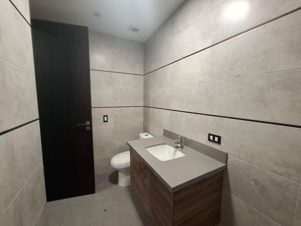 Departamento de 156 m², 3 Habitaciones en Venta Sector González Suárez — imagen 4