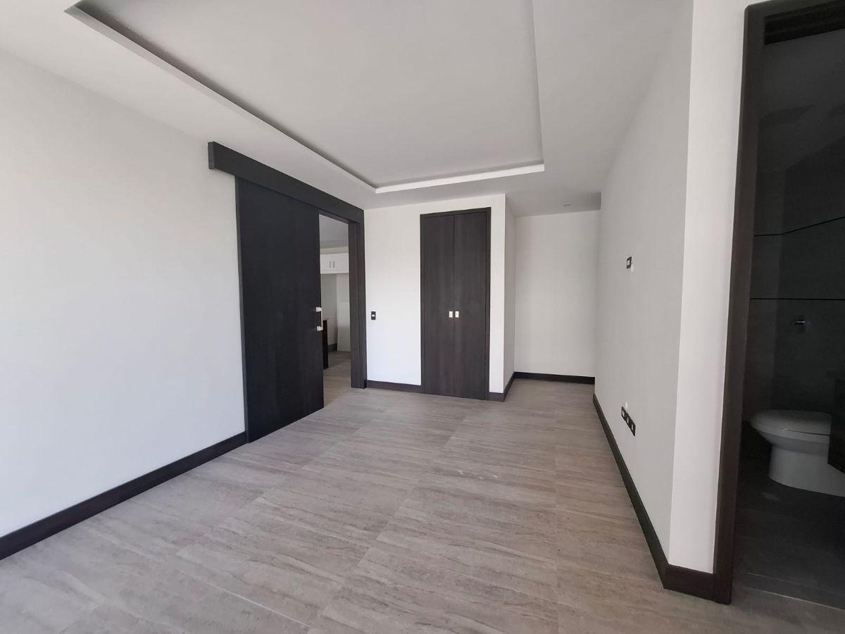 Departamento de 156 m², 3 Habitaciones en Venta Sector González Suárez — imagen 3