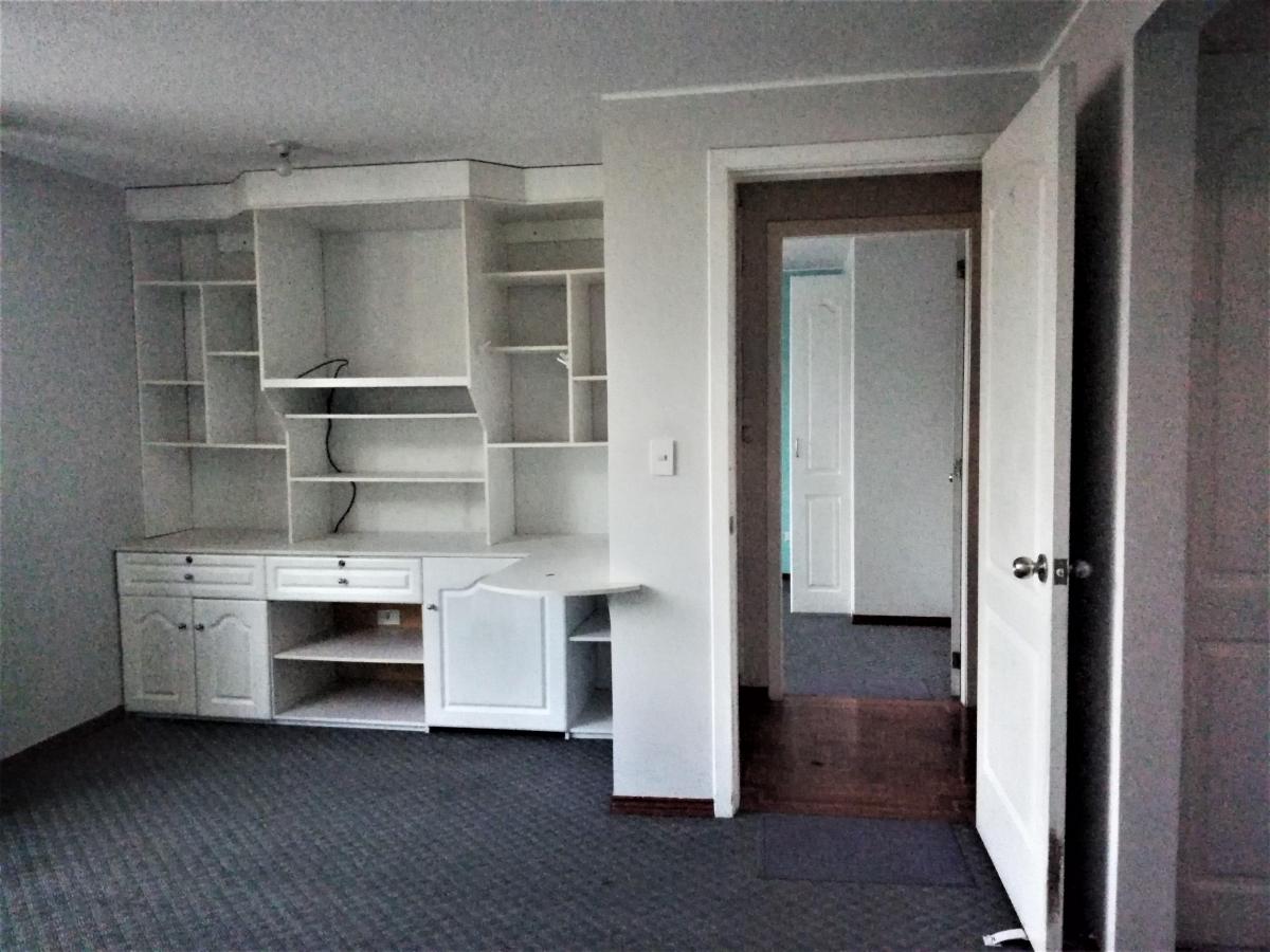 Casa en Venta 245 m² Monjas Jardín del Valle 4 Dorm. Provincia de Pichincha — imagen 4