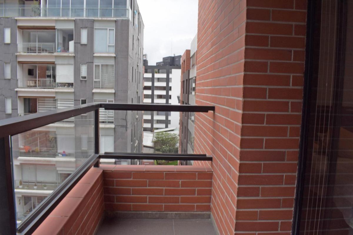 Departamento de Venta Bellavista con Balcon Moderno Piso Alto Linda Vista 3 Hab. Provincia de Pichincha — imagen 3
