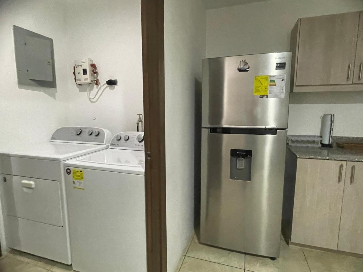 Se Vende Departamento Villas del Bosque Vía La Costa (Marmir), Guayas — imagen 4