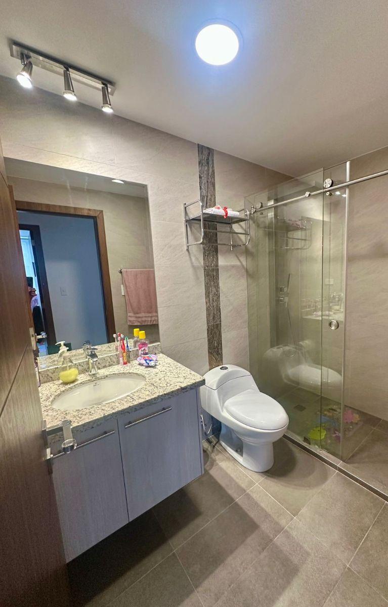 Venta Departamento con Terraza Vista en Lomas de Monteserrin — imagen 5