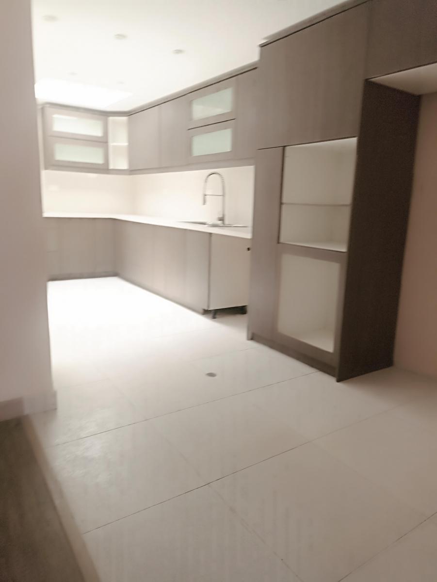 En Venta Hermosa y Amplia Casa, Conj Fontana del Sol, a 2 Minutos del Cc Condado — imagen 3