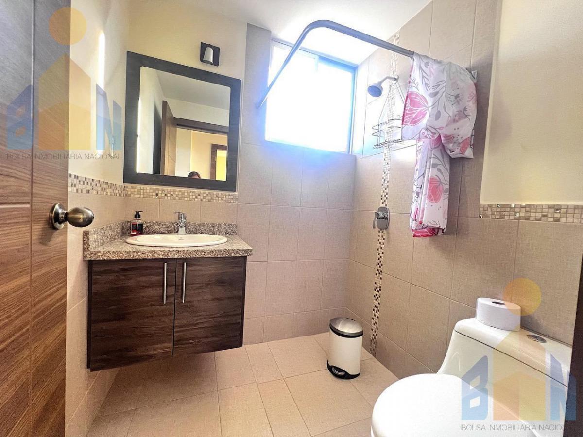 Casa en Venta en Tumbaco. Conjunto Privado Seguro y Bonito a Una Cuadra de La Ruta Viva — imagen 5