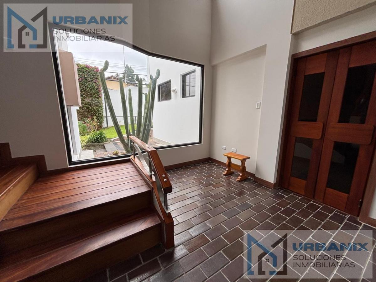 Casa en Cumbayá - Miravalle 2 — imagen 3
