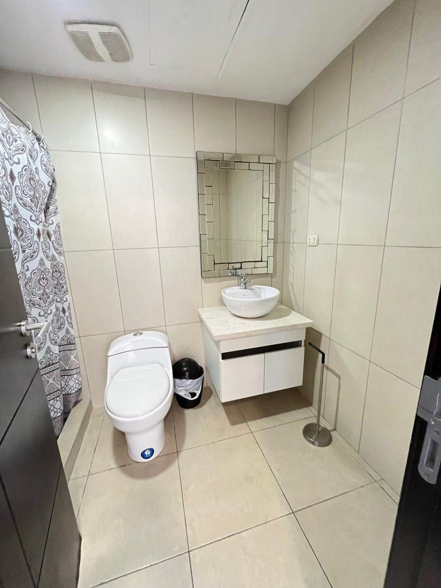 Vendo Departamento en Puerto Santa Ana, Parqueo, Bellini, Guayas — imagen 3