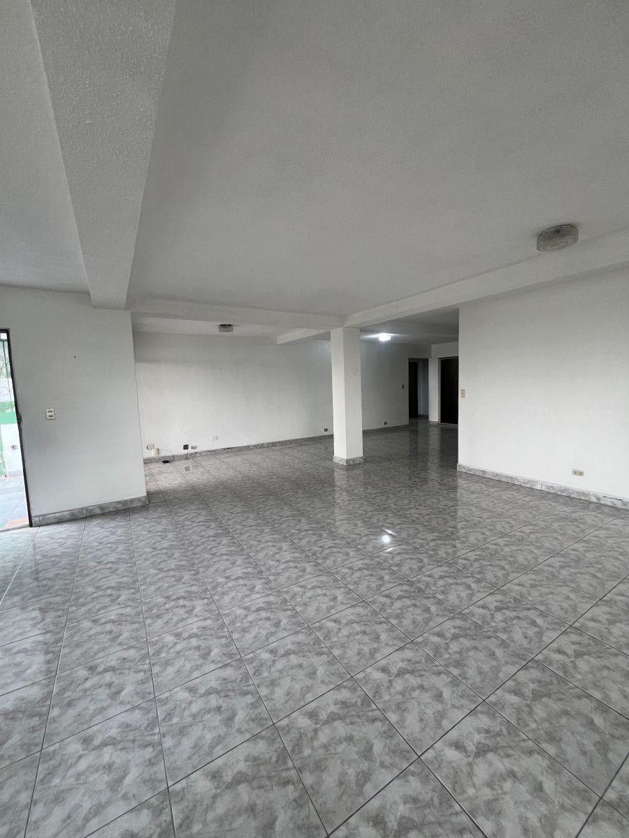 Vendo en Lomas de Urdesa, Lindo Departamento con Vista a Guayaquil, Guayas — imagen 5