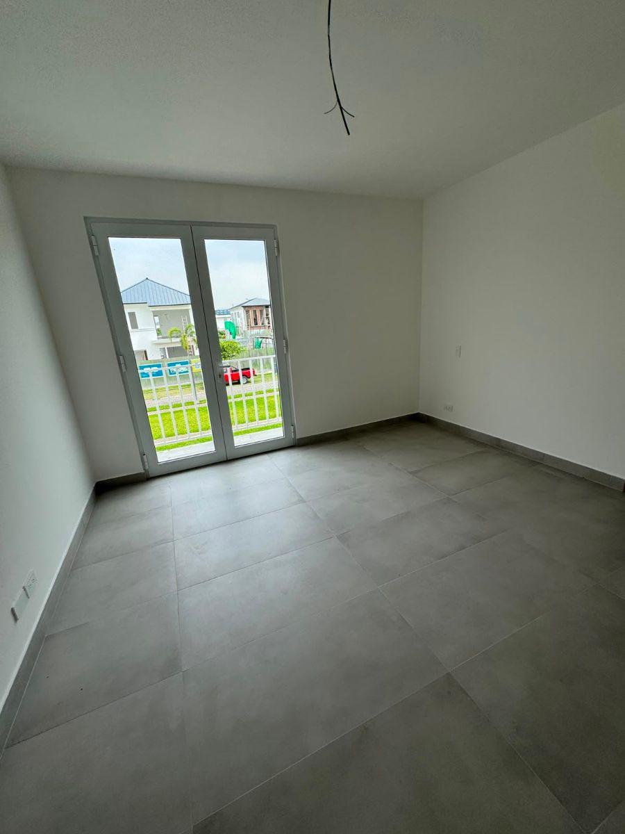 Aires Norte Casa de 255 m² con 4 Dorm. en Venta en Samborondón, Guayas — imagen 3