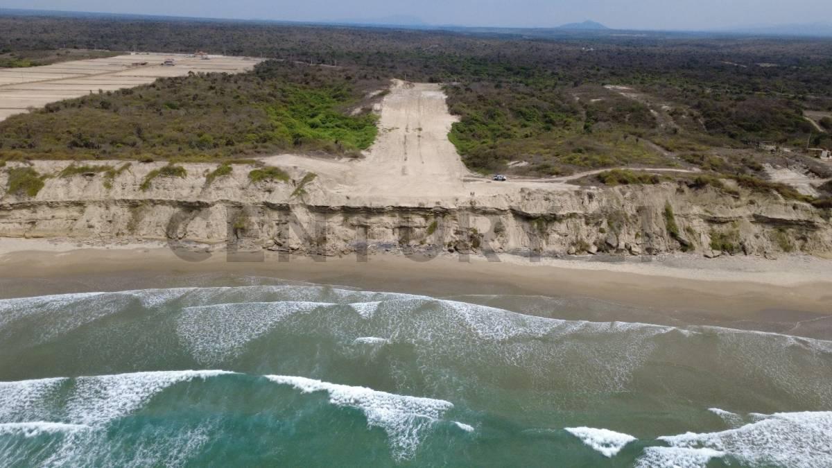 Vendo 2 Has Frente a La Playa de San Jose - Montecristi, Manabí — imagen 3