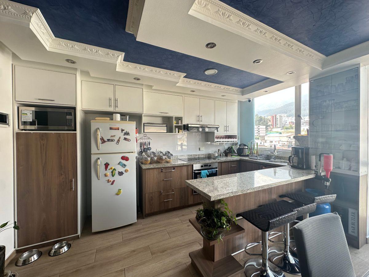 En Venta Depto de 3 Dorm 5to Piso Ascensor, Sector Andalucia Cerca La Concepcion, Bicentenario — imagen 3