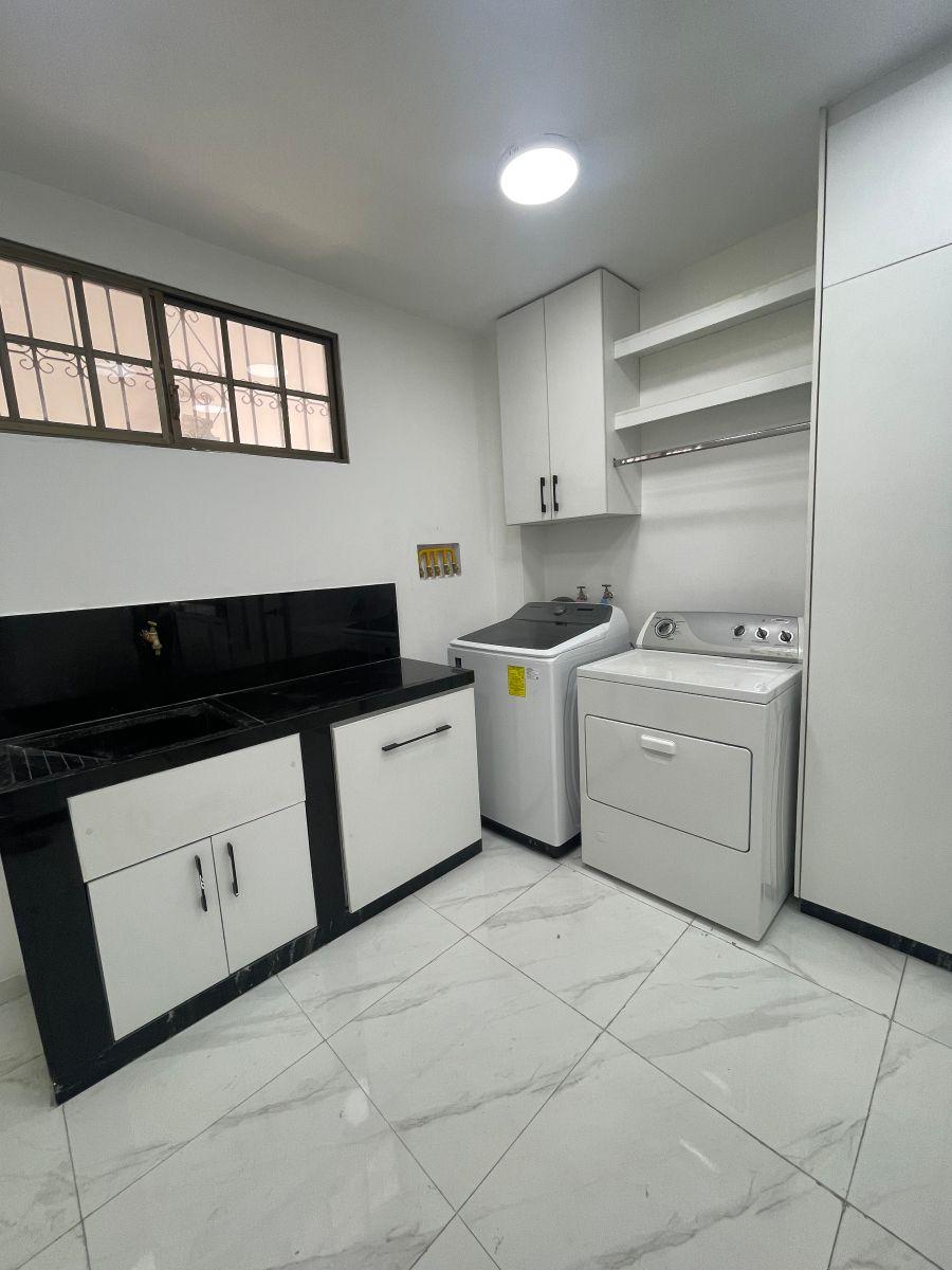 6836. Urb. La Cumbre - Ceibos, Alquilo o Vendo Departamento 3 Dorm $1600/$280.000, Guayas — imagen 4