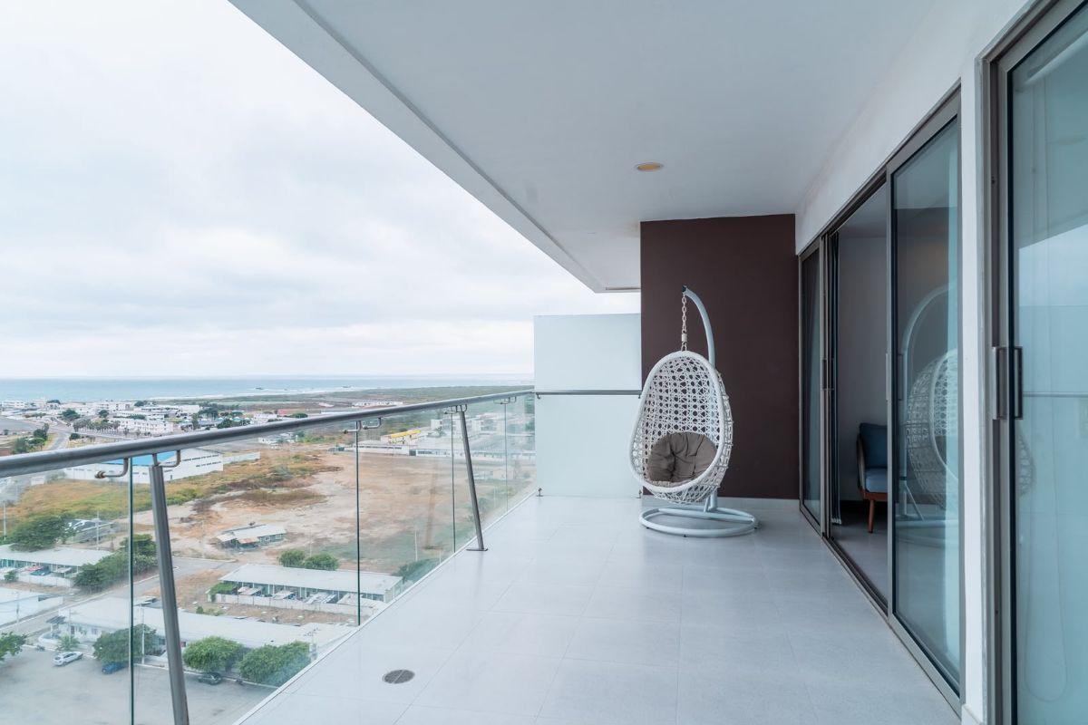 Vendo Departamento Moderno Frente Al Mar en Salinas Chipipe — imagen 3
