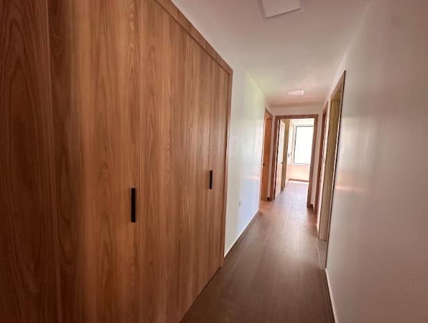 Departamento en Venta por Estrenar Dentro de Urbanización Sector Lumbisi — imagen 3
