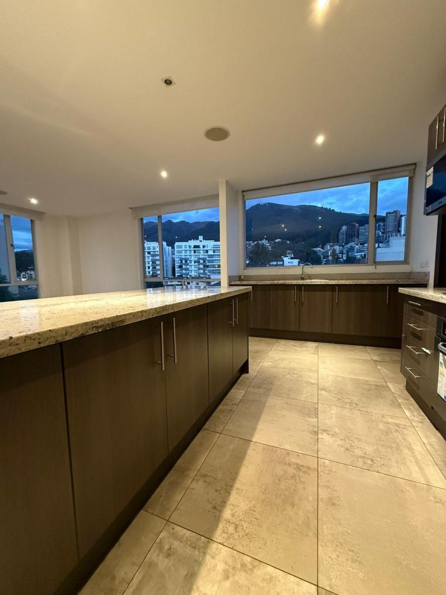 Oportunidad Hermoso Departamento en Venta Quito Tenis — imagen 5