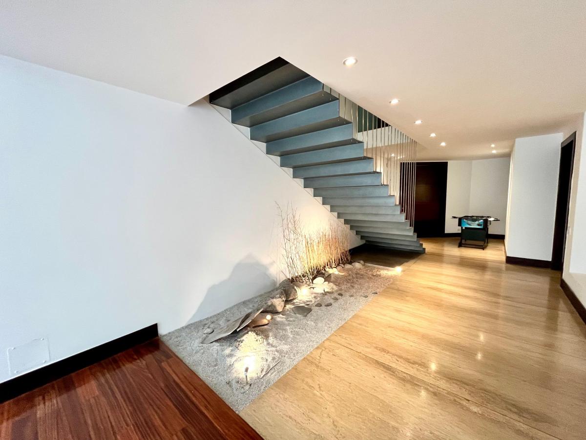 Quito Tenis - Vendo Excelente Departamento Duplex de 440 m². Provincia de Pichincha — imagen 5