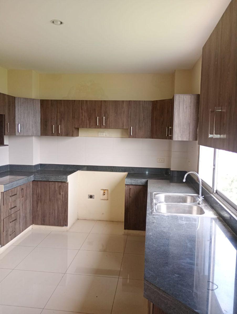 Departamento de 102 m² con 3 Recámaras en Venta en Samborondón, Guayas — imagen 3
