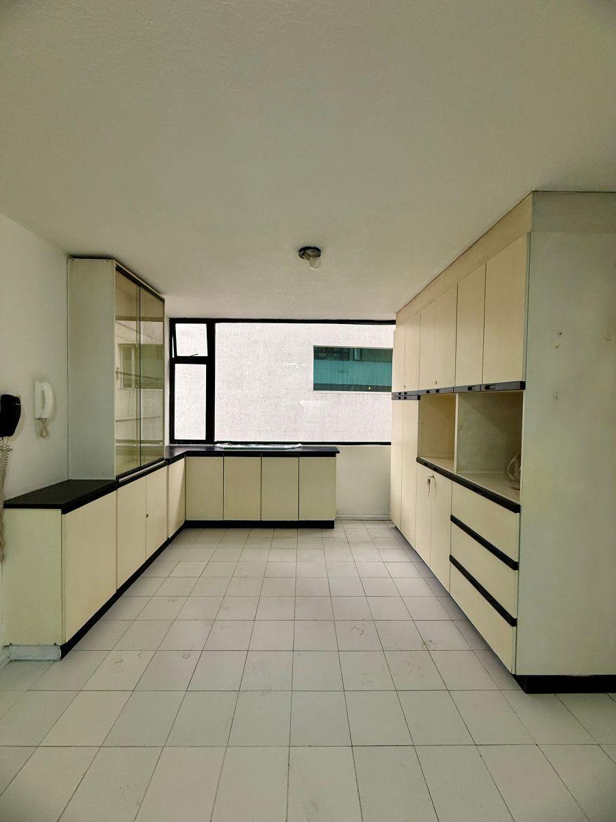 Departamento de 3 Habitaciones - en Venta - República del Salvador - 235 m² — imagen 5