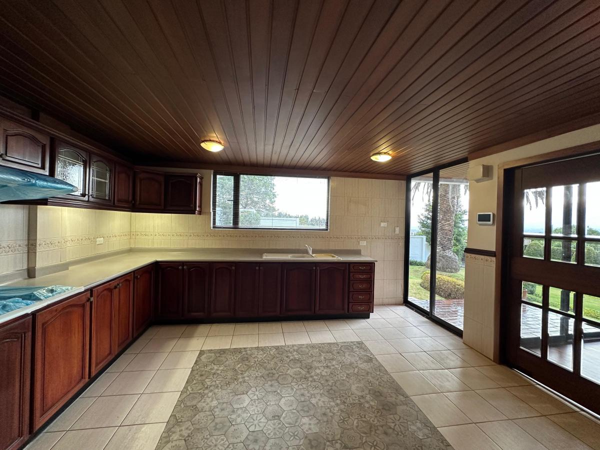 Casa de Venta en Quito, Sector de Cumbaya — imagen 3