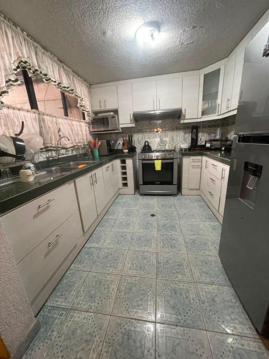 Casa en Venta 3 Dorm., Garage: Calderon — imagen 5