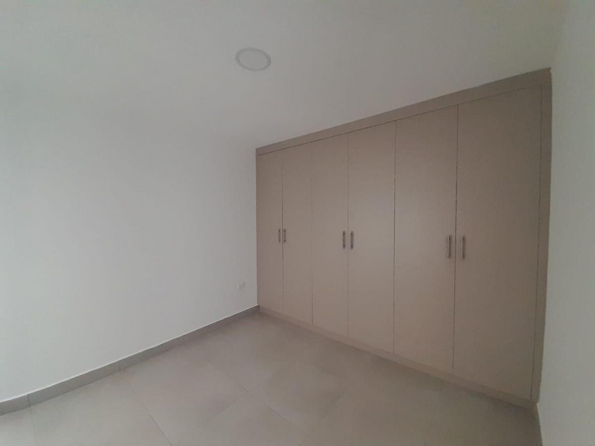 Vendo Departamento por Estrenar en La Morita en Tumbaco — imagen 4
